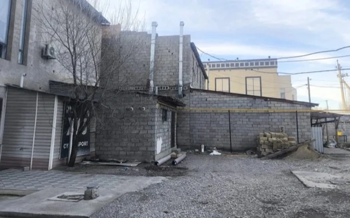 За год в Туркестане нашли 94 самовольные постройки