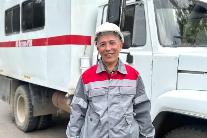 Электромонтёр в Астане 18 лет обслуживает городские сети
