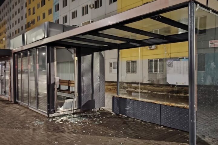 В Астане наказали 143 человека за порчу имущества