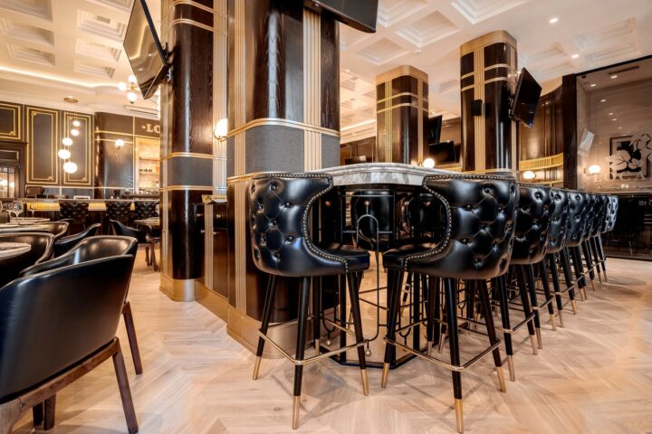 Паб Local Pub — улица Бектурова — Астана