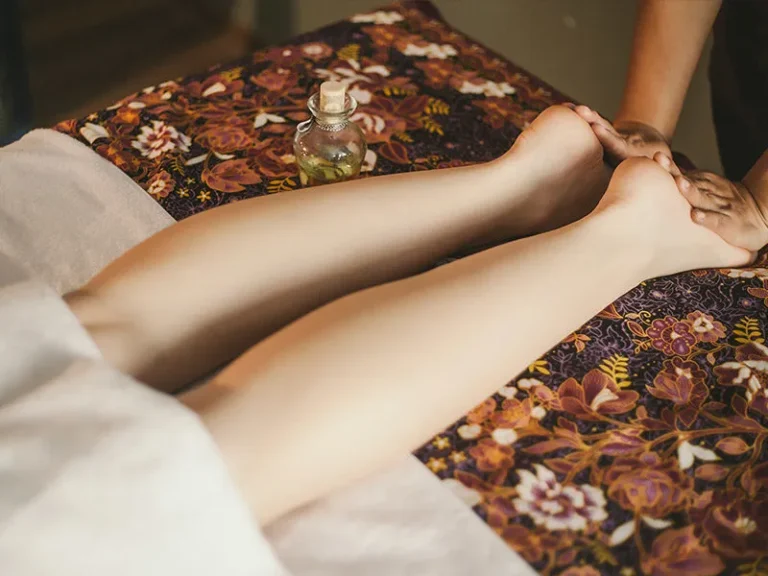 about feet 768x576