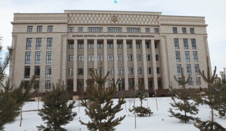 Здание акимата Сарыаркинского района в Астане