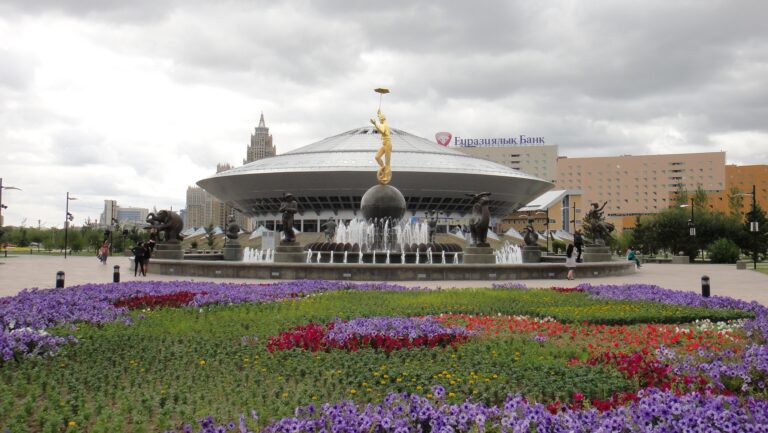 https://eurasia.travel/wp-content/uploads/2024/10/3.-Astana-circus.jpg