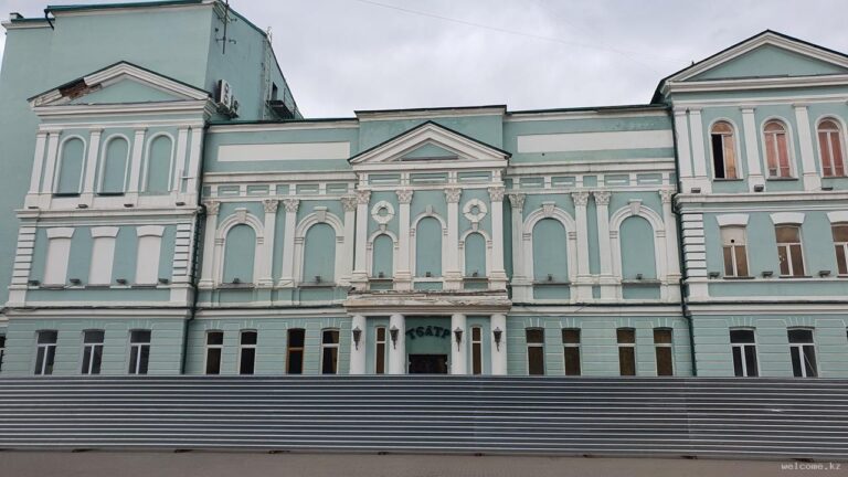gorky theater2 1 768x432