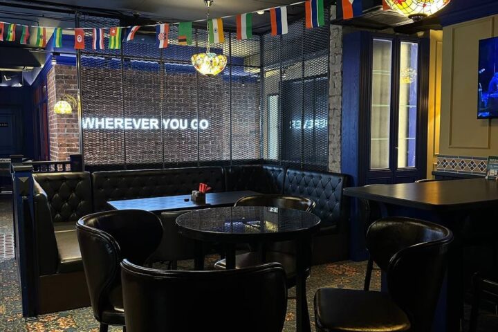 Паб Harat’s Irish Pub — улица Токпанова — Астана