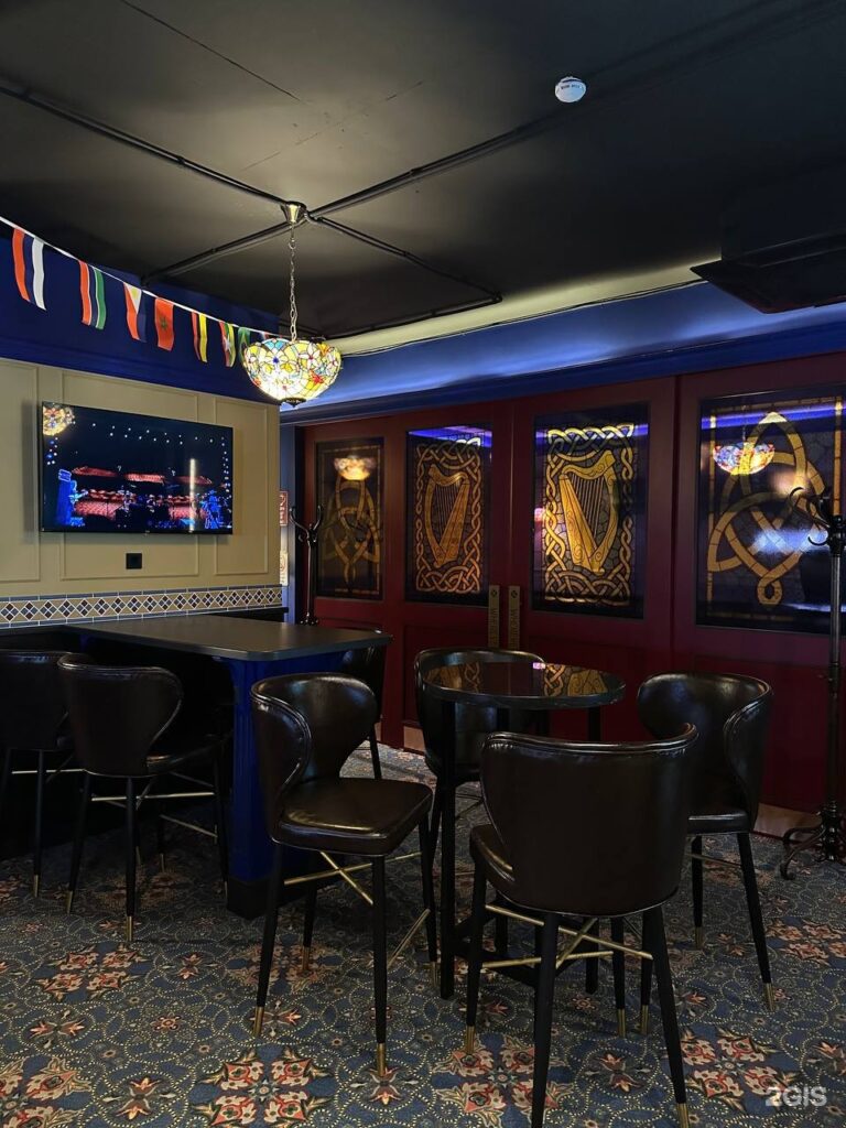 Паб Harat’s Irish Pub на Токпанова в Астане — интерьер 4