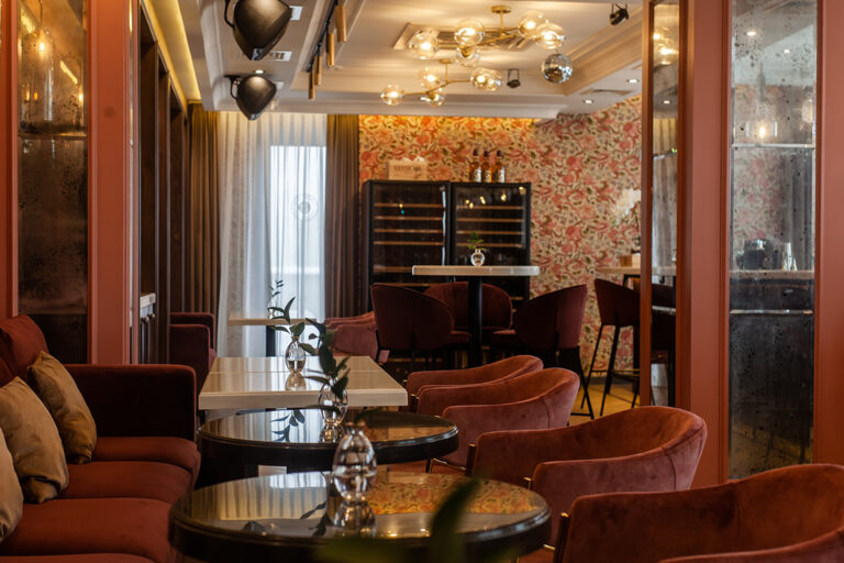 lilou bar 3 768x512 1
