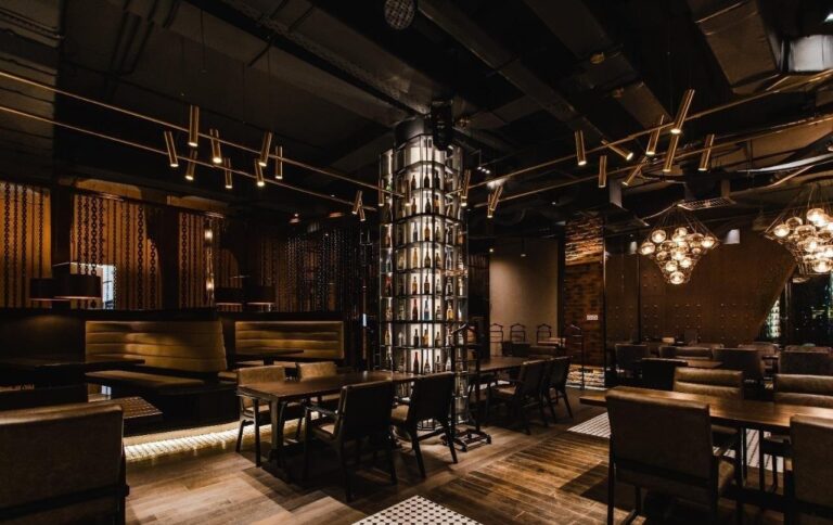 Ресторан Line Brew Reserve в Астане — интерьер 2