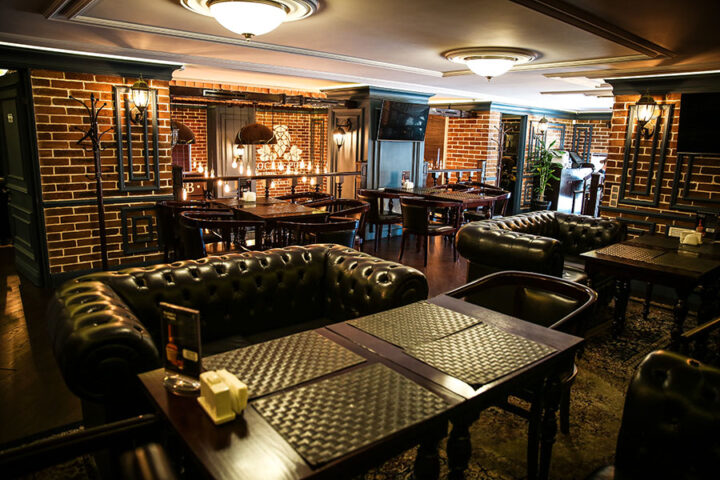 Паб Local Pub — улица Кошкарбаева — Астана