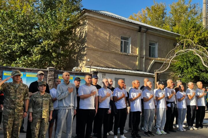 В Астане проводили 35 призывников в Нацгвардию