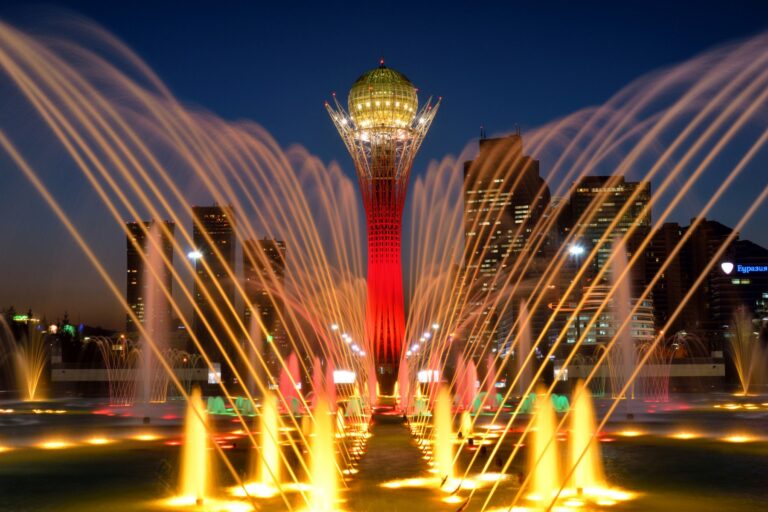 10. singing fountain astana 768x512