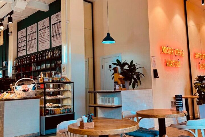 Кофейня Master Coffee — проспект Кабанбай батыра, 56а — Астана