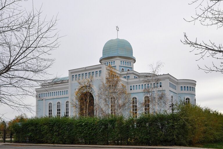 2. synagogue in astana 768x512