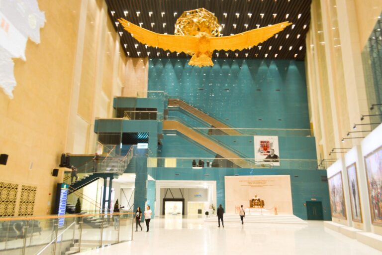 4. lobby of national museum in astana 768x512