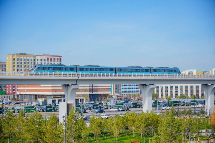 Вторую очередь ЛРТ в Астане строят в трёх направлениях