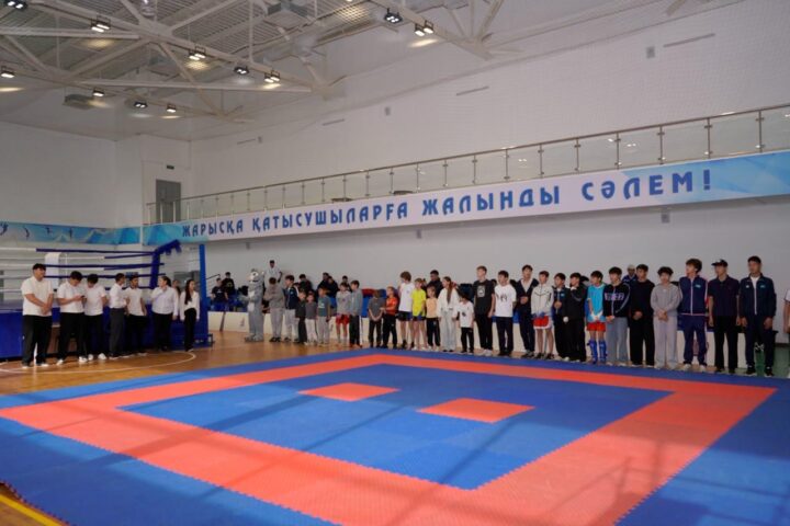 Турнир по кикбоксингу в Астане собрал 180 спортсменов