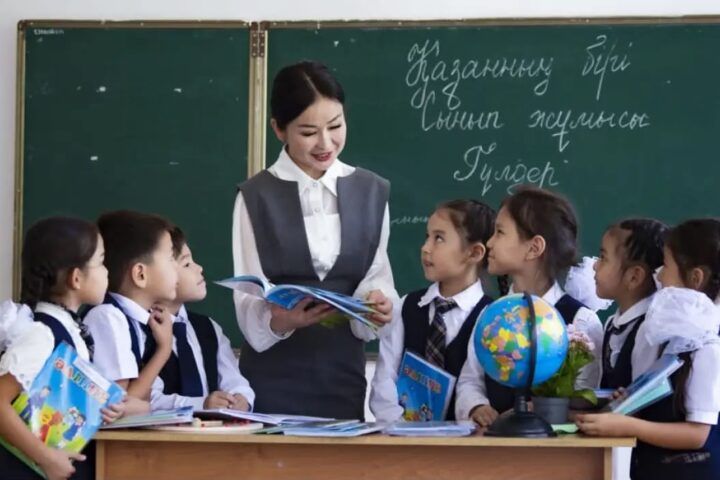 В Астане выбрали десять лучших педагогов 2026 года