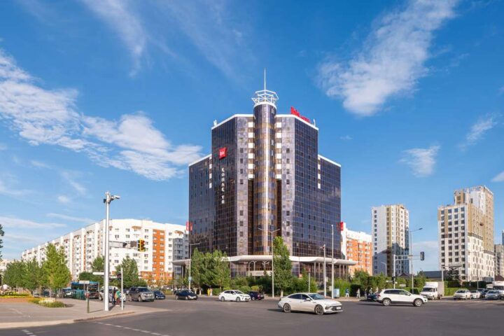 Отель ibis — Астана