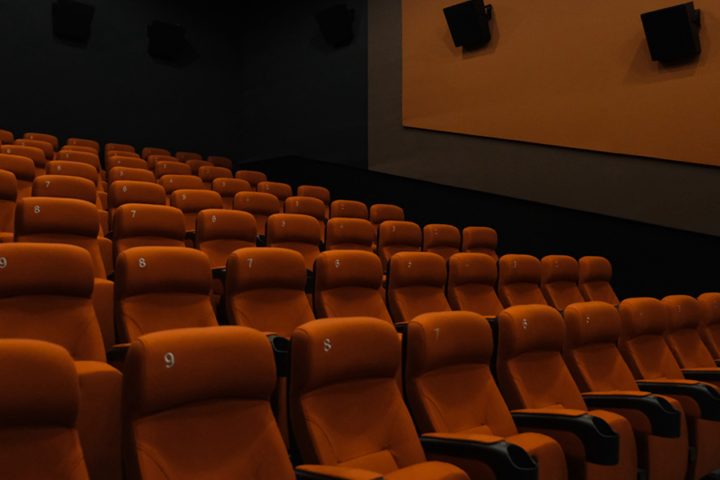 Dostar Cinema — кинотеатр — в ТРЦ Köktal