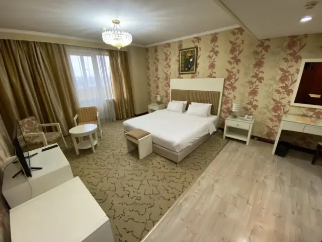 home 01 640
