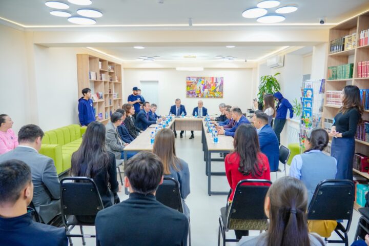 Центральная городская библиотека имени Мухтара Ауэзова — Астана