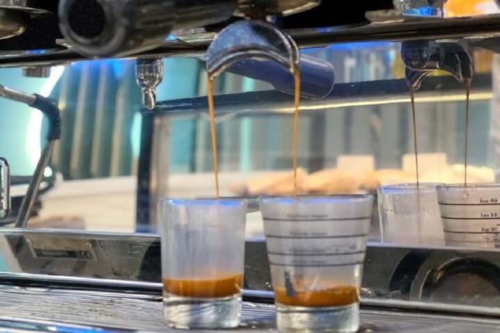 Кофейня Zebra Coffee — улица Калибек Куанышбаев — Астана